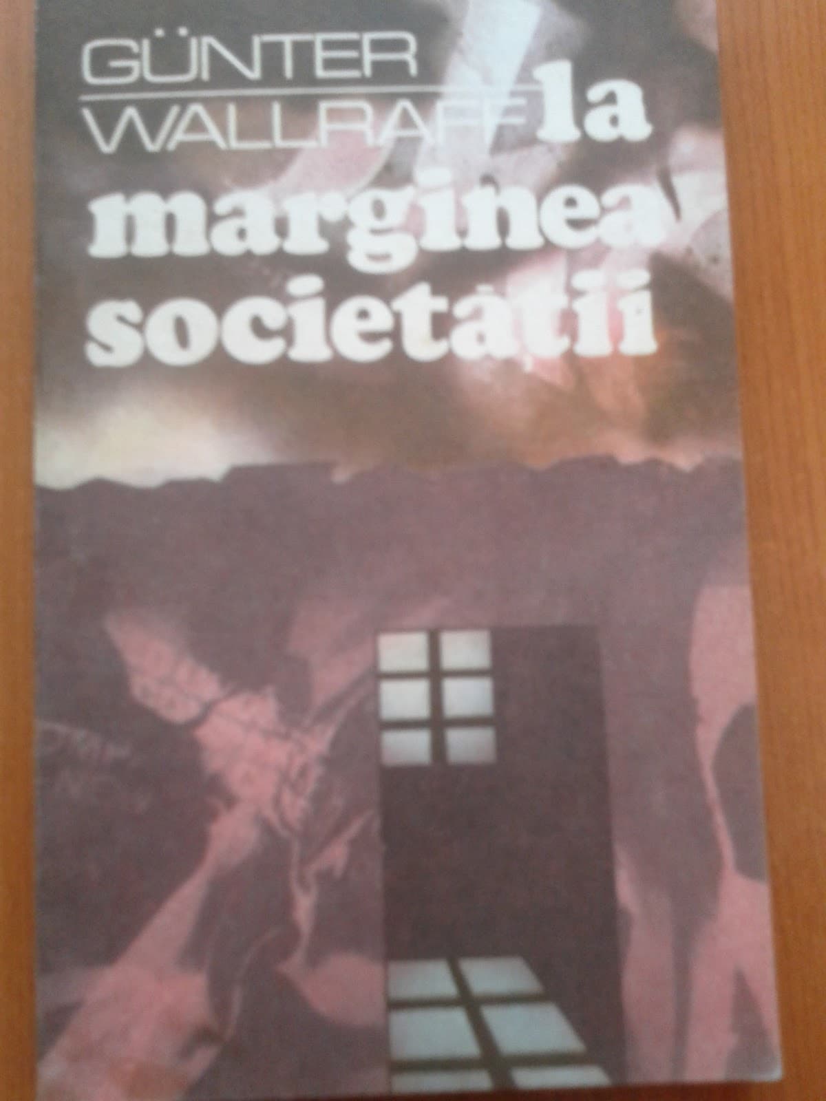 LA MARGINEA SOCIETATII